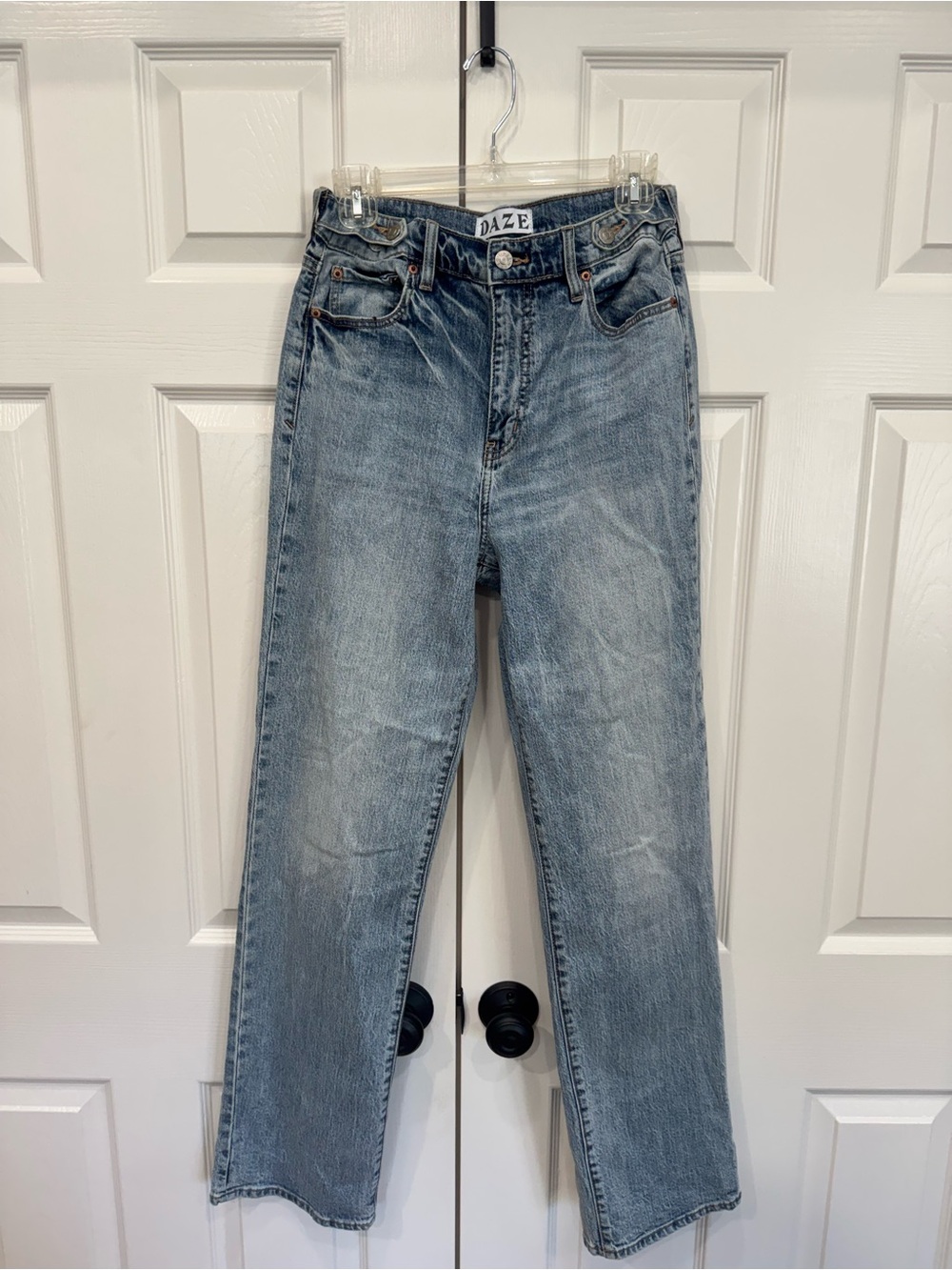 Daze Denim Straight Leg Jeans in Light Blue Wash